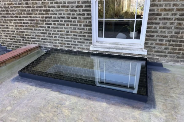 Wall_Abutted_Flat_Roof_Skylight